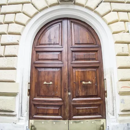 ベッド・アンド・ブレックファスト L'appartamento 4*